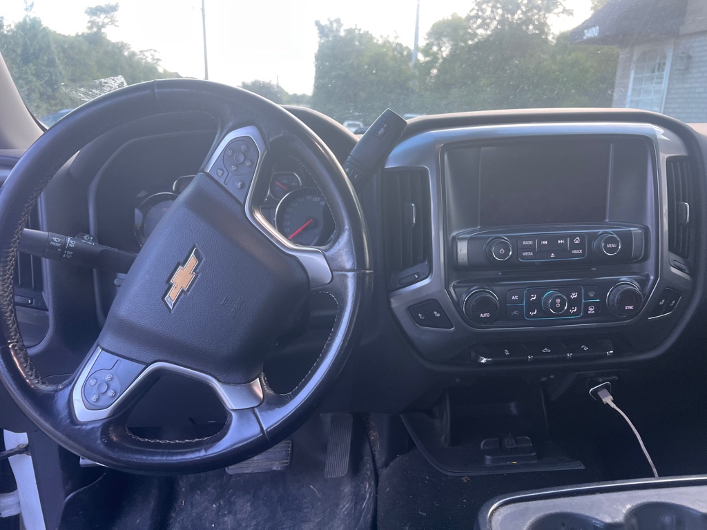 Photo 9 of this CHEVROLET SILVERADO 1500