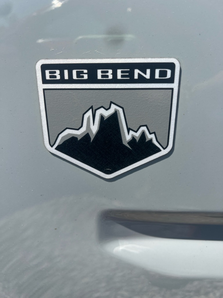 Photo 19 of this FORD BRONCO SPORT