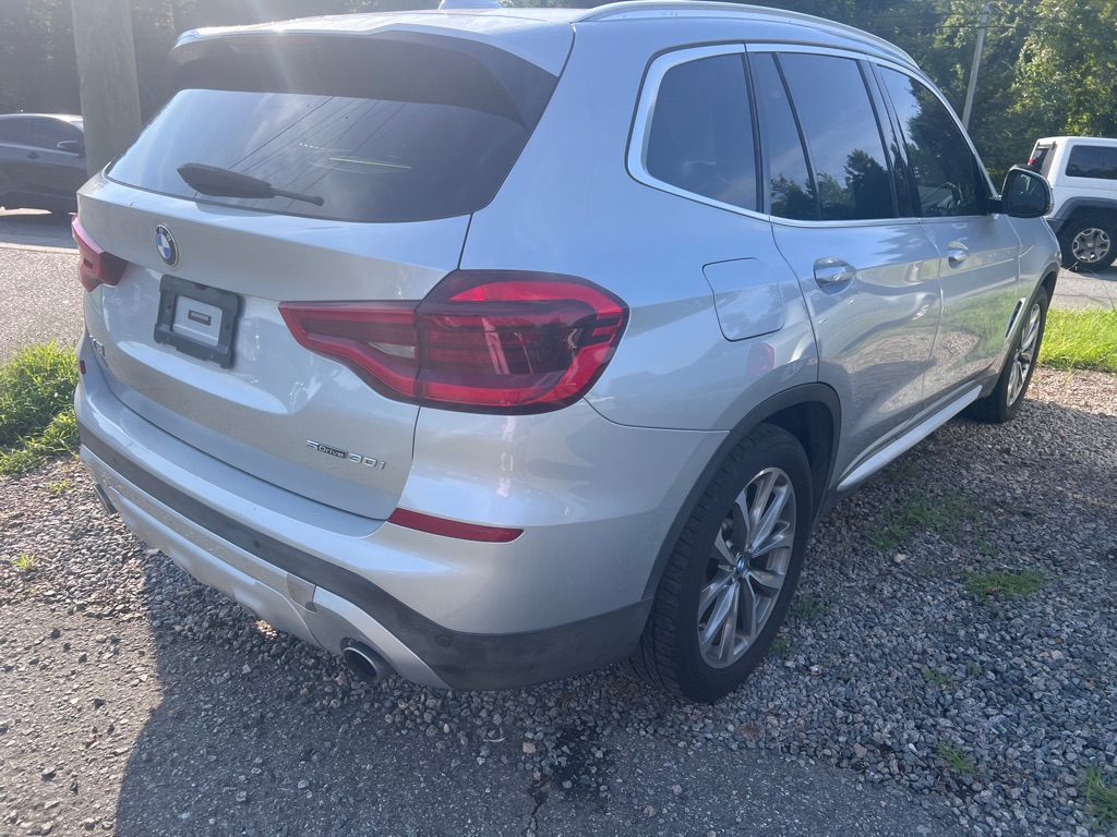 Photo 4 of this BMW X3