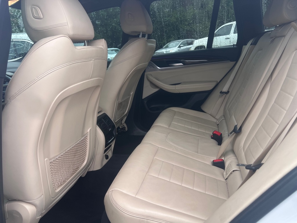 Photo 8 of this BMW X3