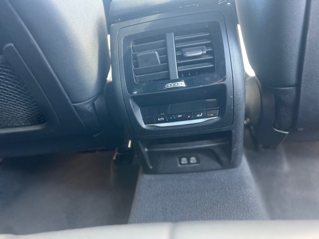 Photo 8 of this BMW X3