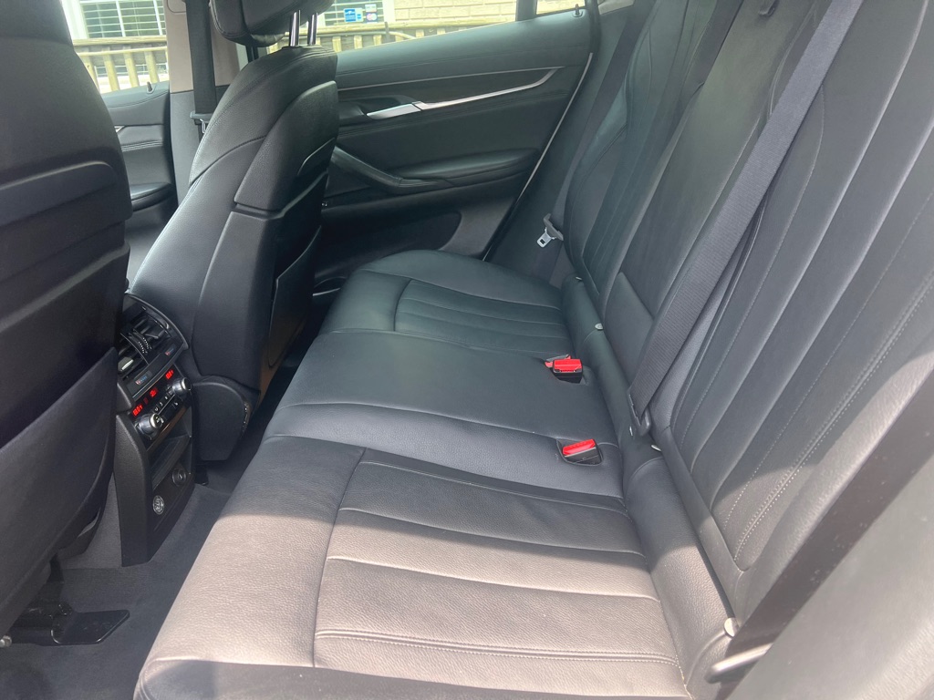 Photo 7 of this BMW X6