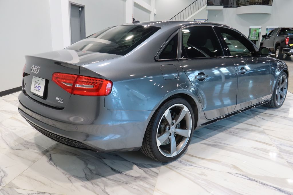 Photo 5 of this AUDI A4