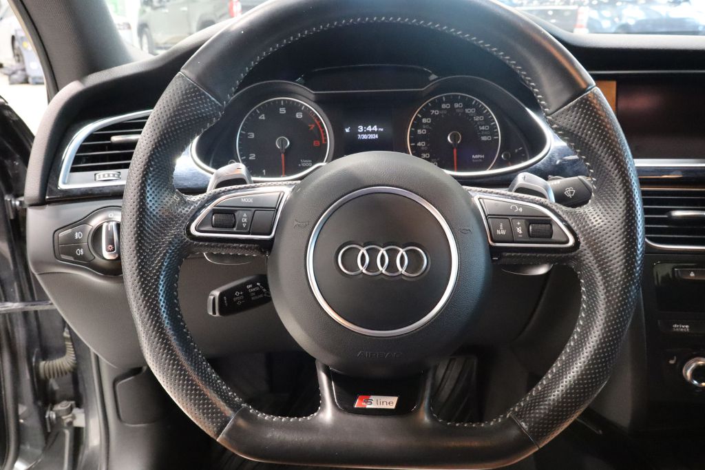 Photo 14 of this AUDI A4