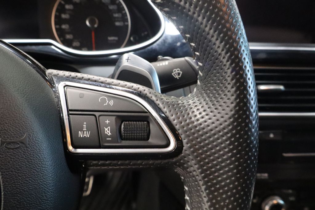Photo 16 of this AUDI A4
