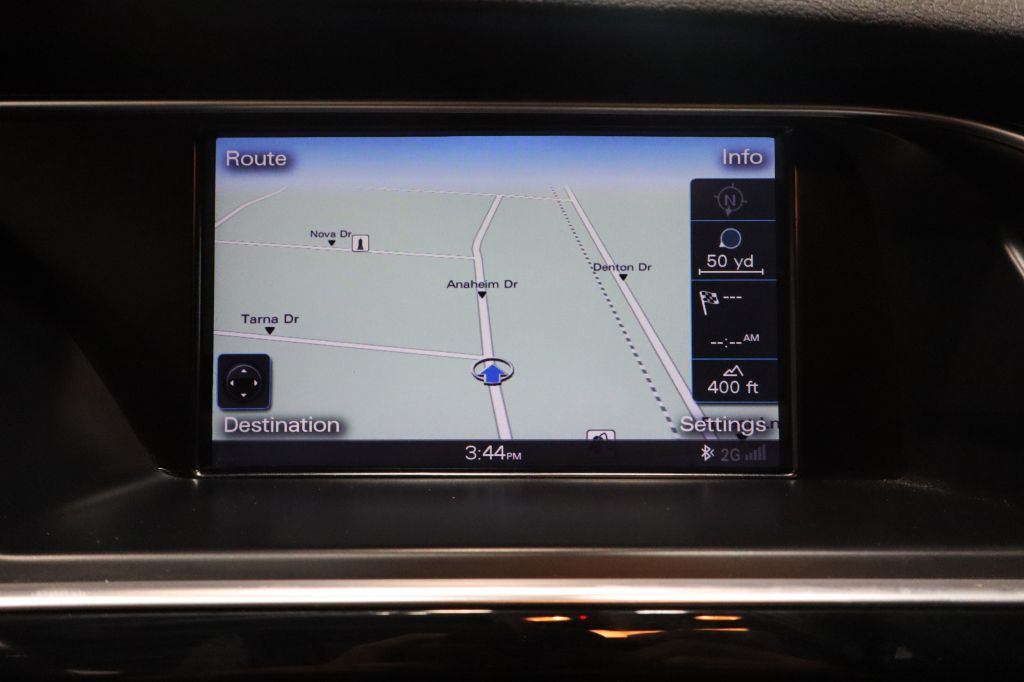 Photo 18 of this AUDI A4