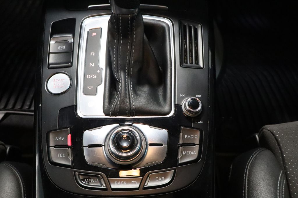 Photo 22 of this AUDI A4
