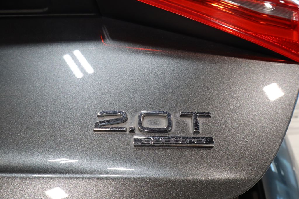 Photo 34 of this AUDI A4