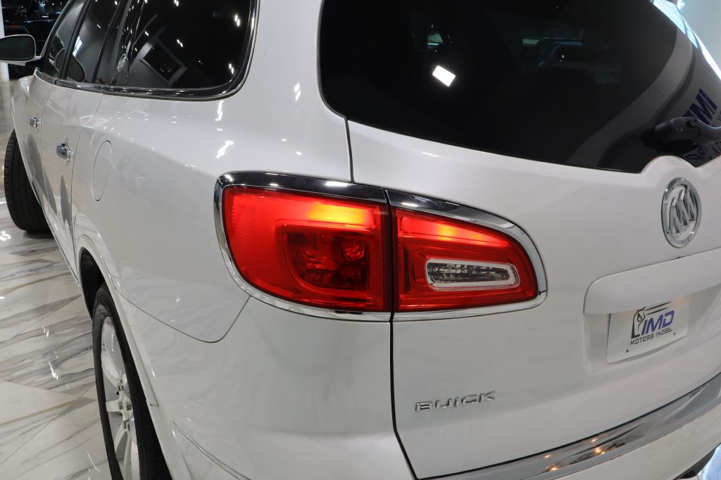 Photo 3 of this BUICK ENCLAVE