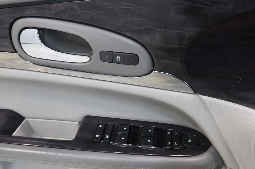 Photo 15 of this BUICK ENCLAVE