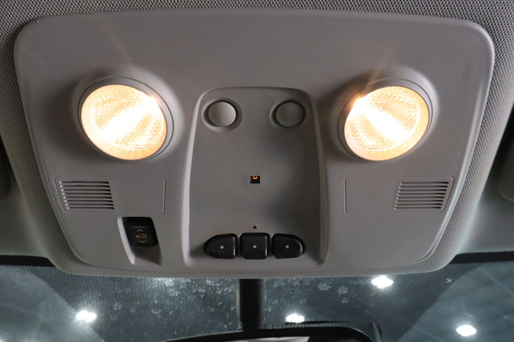 Photo 25 of this BUICK ENCLAVE