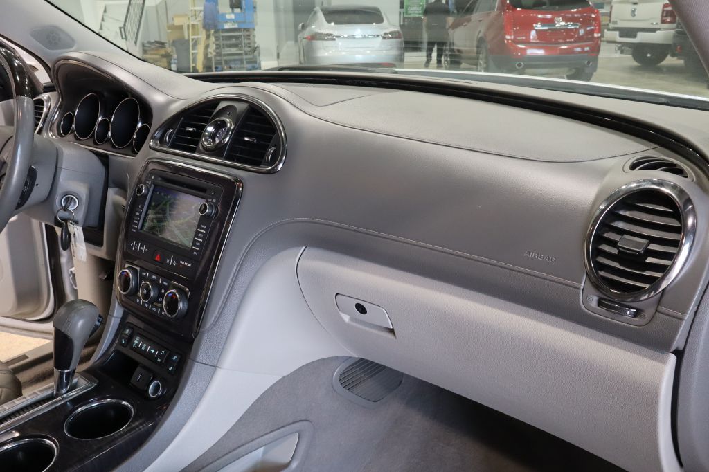 Photo 49 of this BUICK ENCLAVE