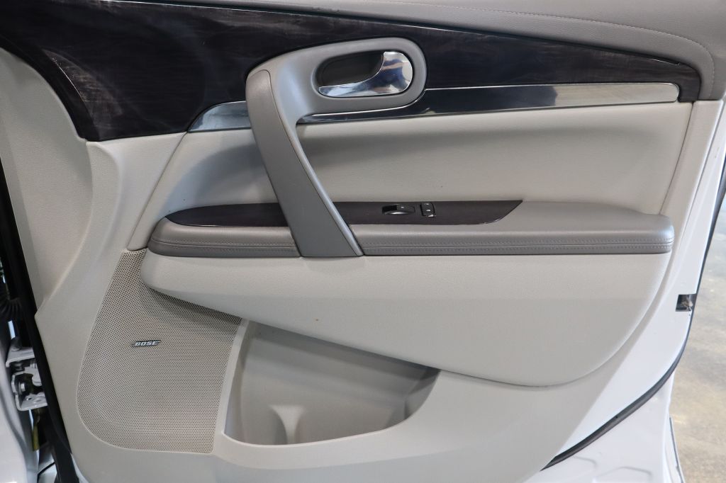 Photo 50 of this BUICK ENCLAVE