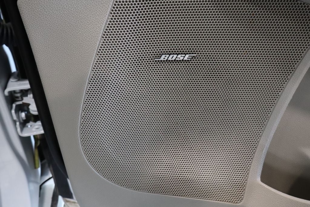 Photo 52 of this BUICK ENCLAVE