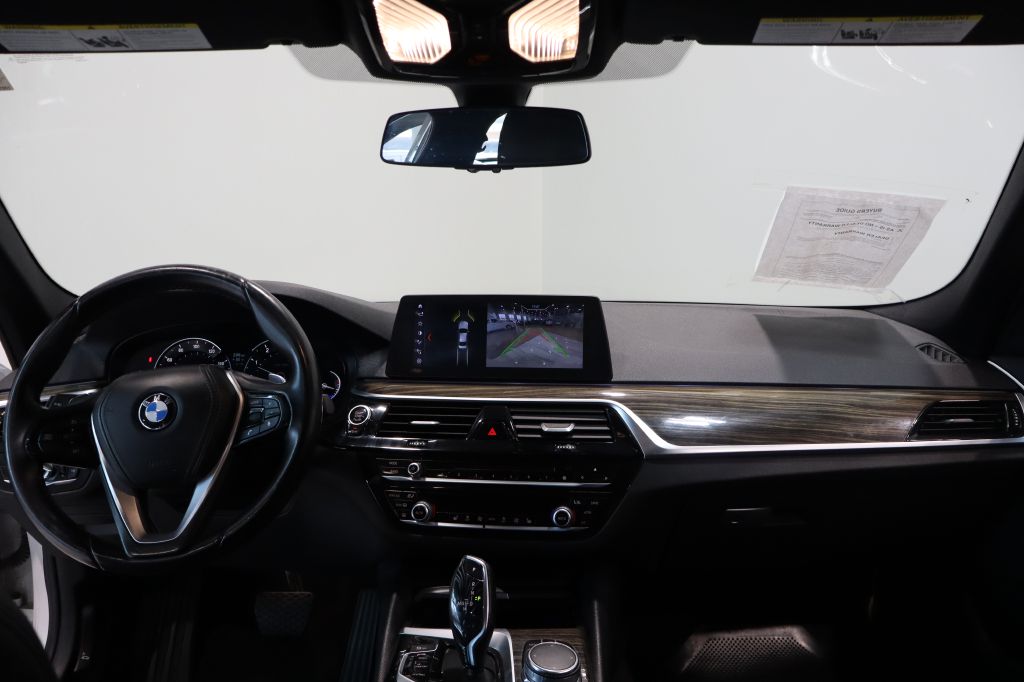 Photo 11 of this BMW 530