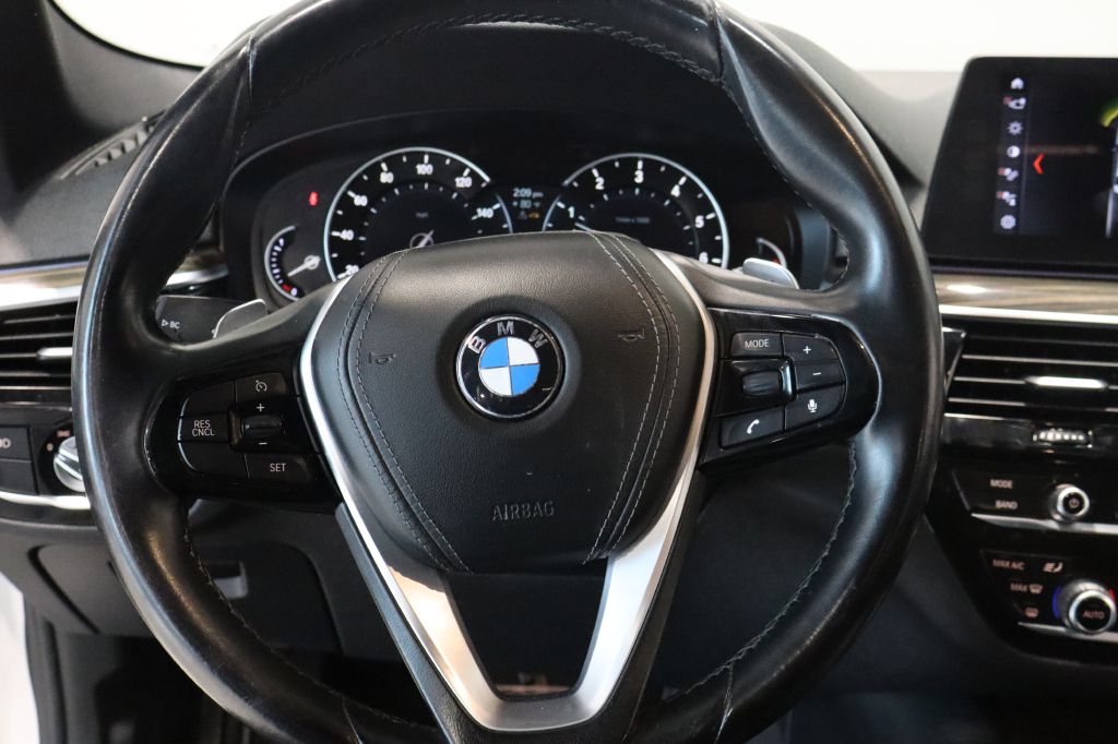 Photo 14 of this BMW 530