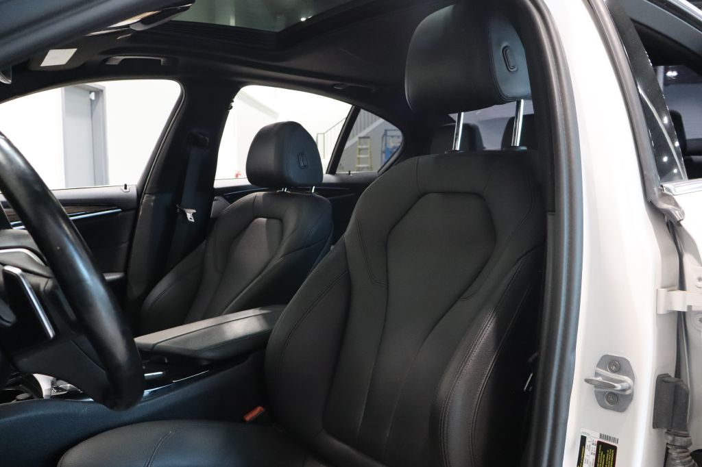 Photo 21 of this BMW 530