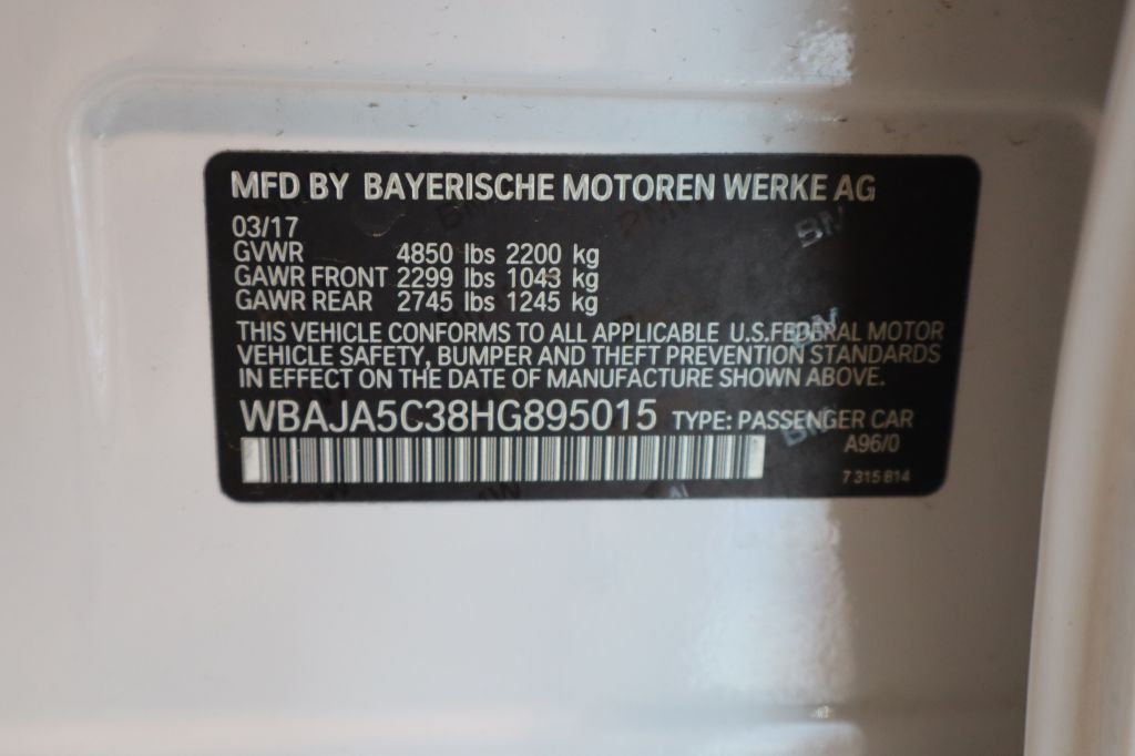 Photo 32 of this BMW 530