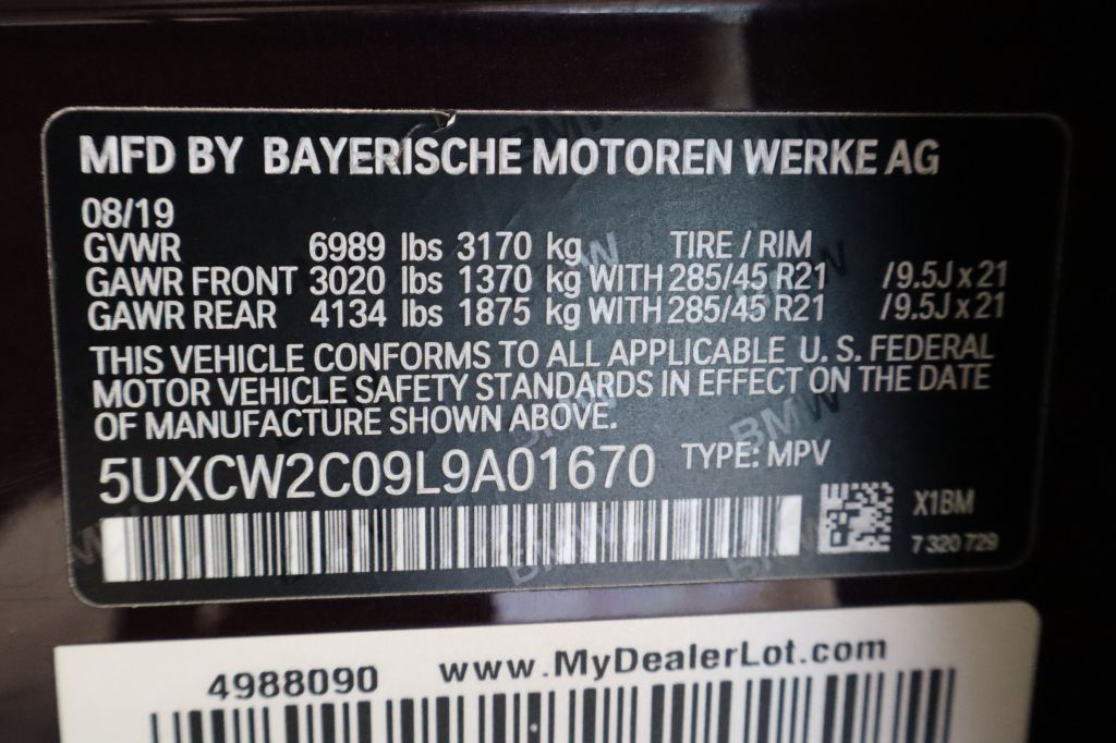 Photo 34 of this BMW X7