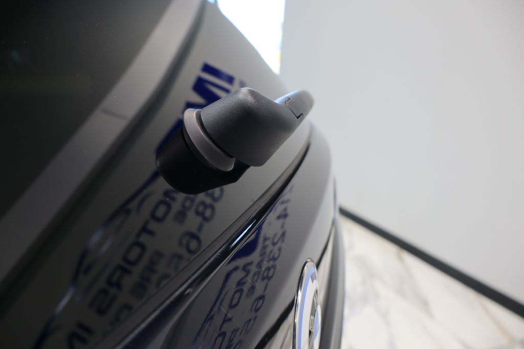 Photo 15 of this BMW X7