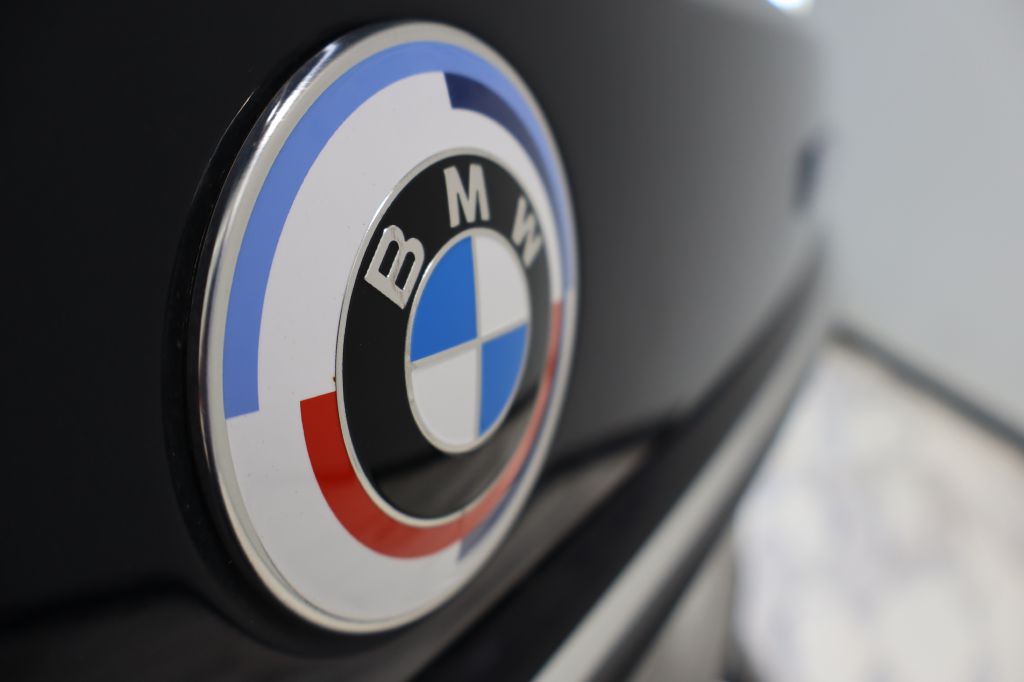 Photo 24 of this BMW X7