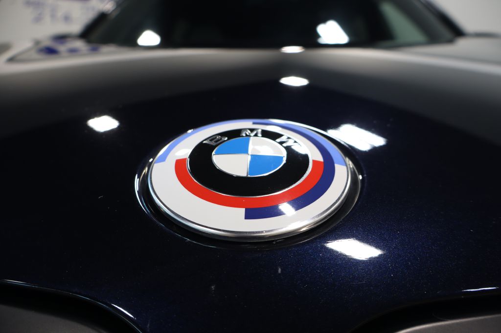 Photo 35 of this BMW X7