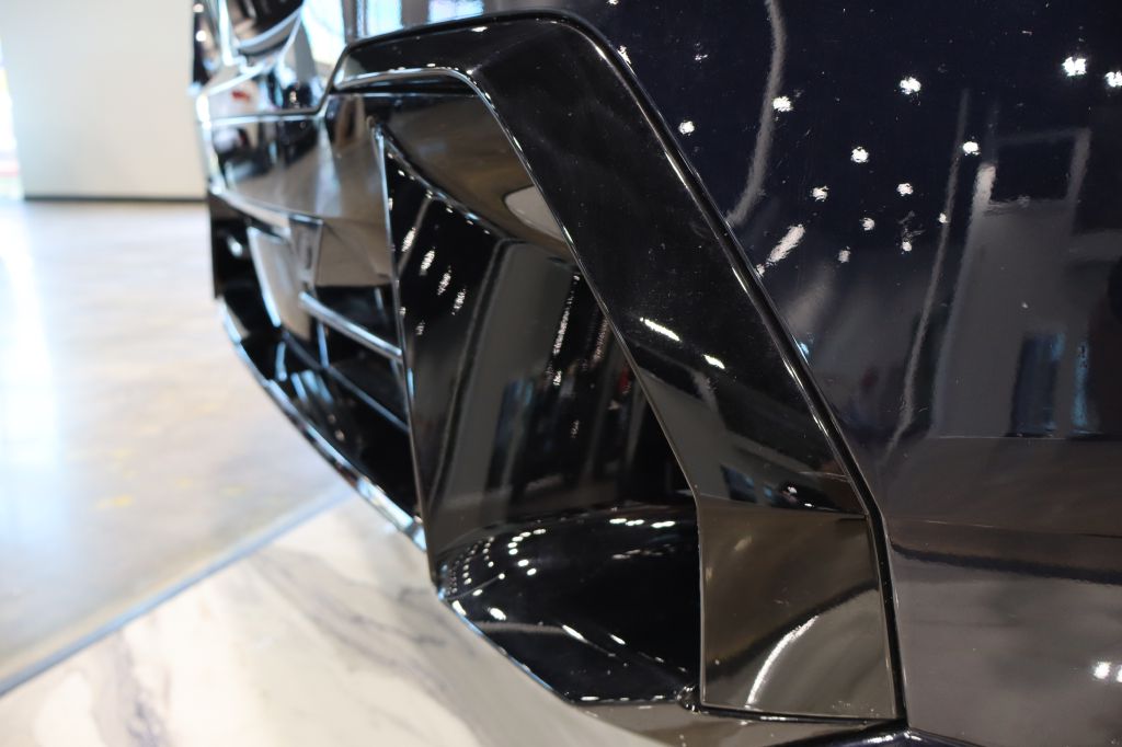 Photo 37 of this BMW X7