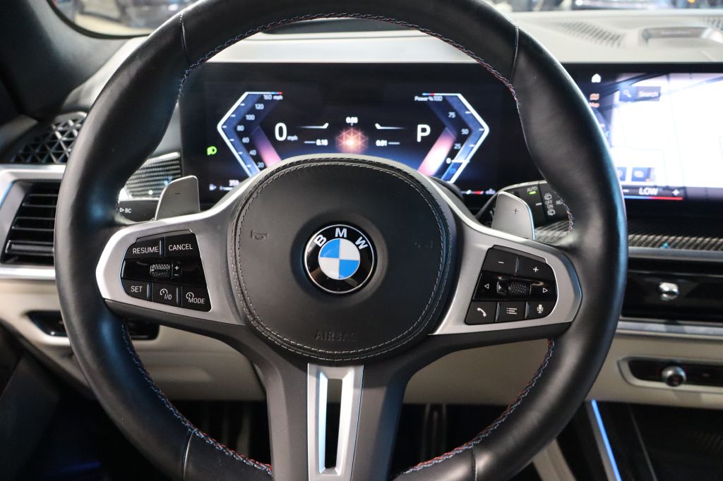 Photo 64 of this BMW X7