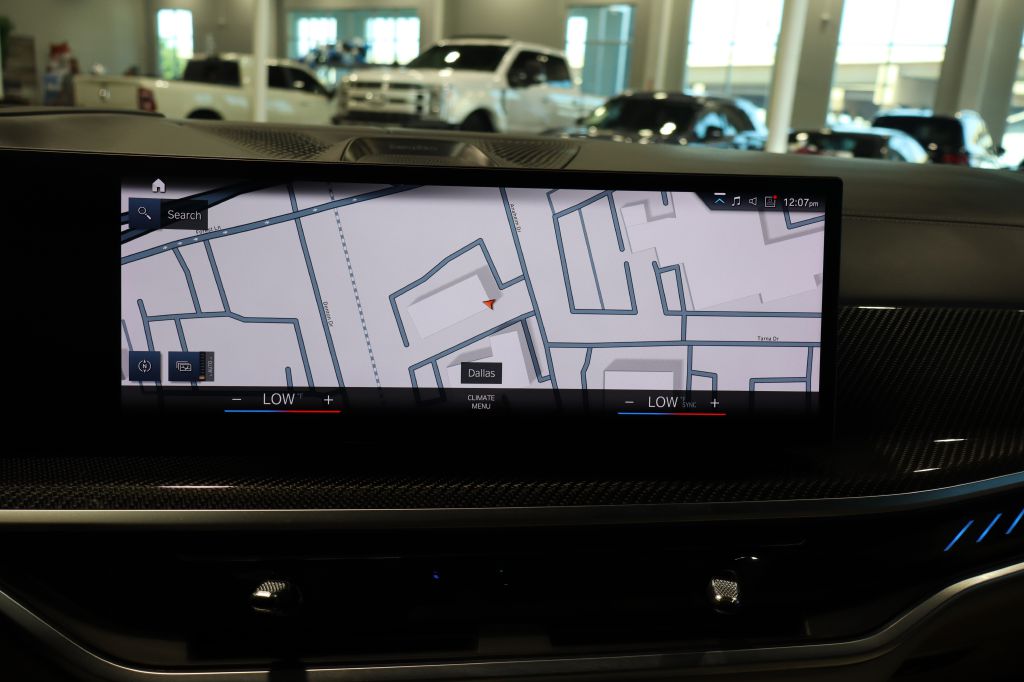 Photo 69 of this BMW X7