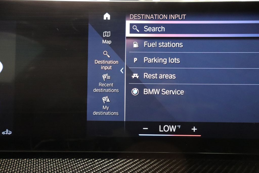 Photo 75 of this BMW X7