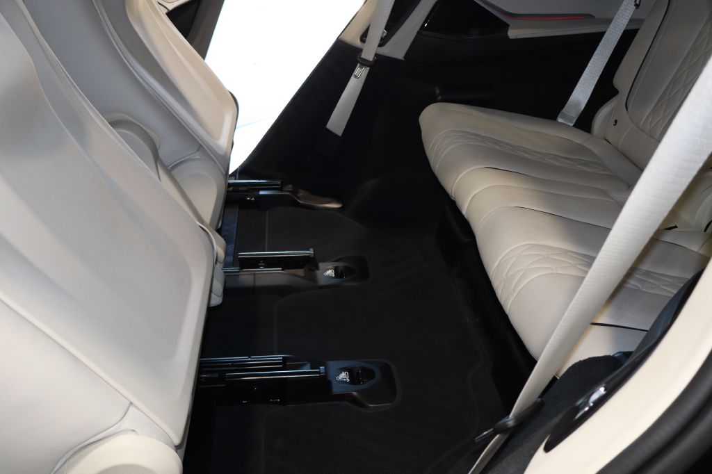 Photo 111 of this BMW X7