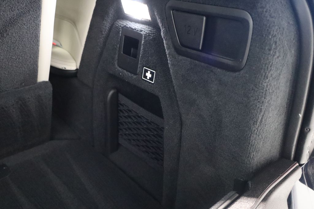 Photo 114 of this BMW X7