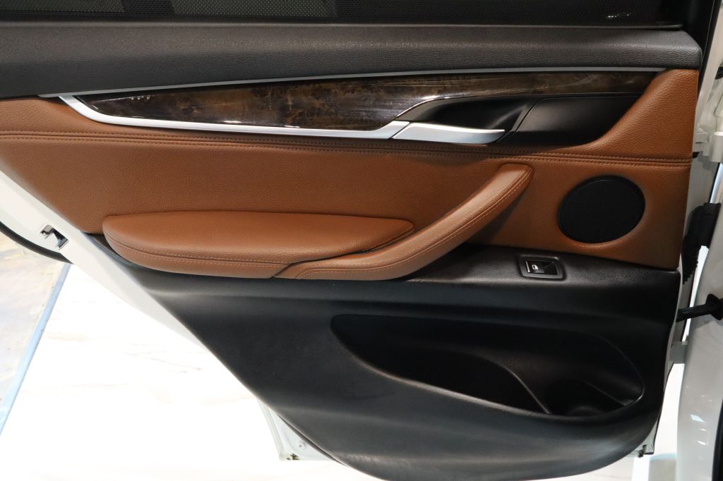 Photo 35 of this BMW X5
