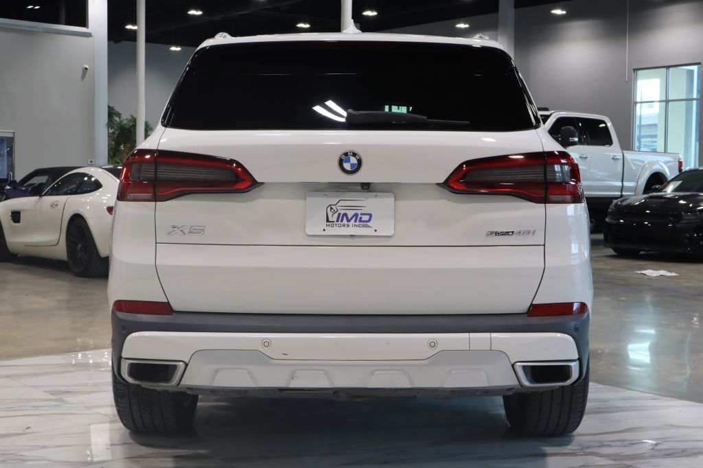 Photo 7 of this BMW X5