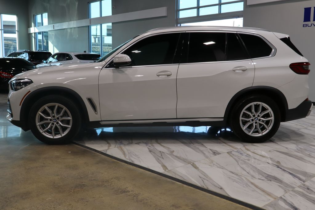 Photo 9 of this BMW X5