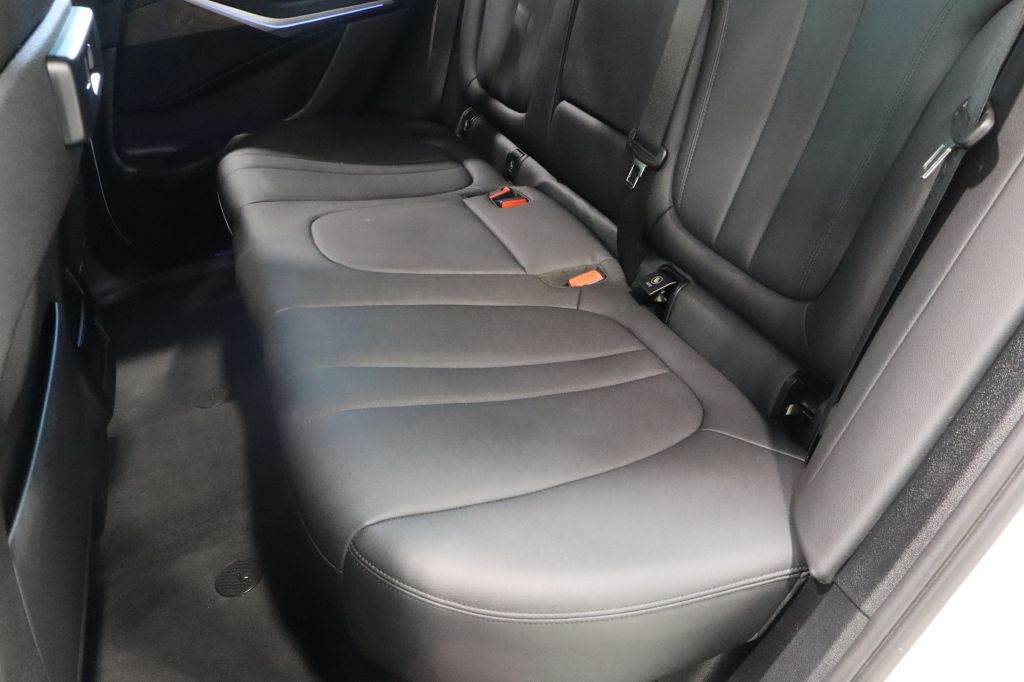Photo 25 of this BMW X5