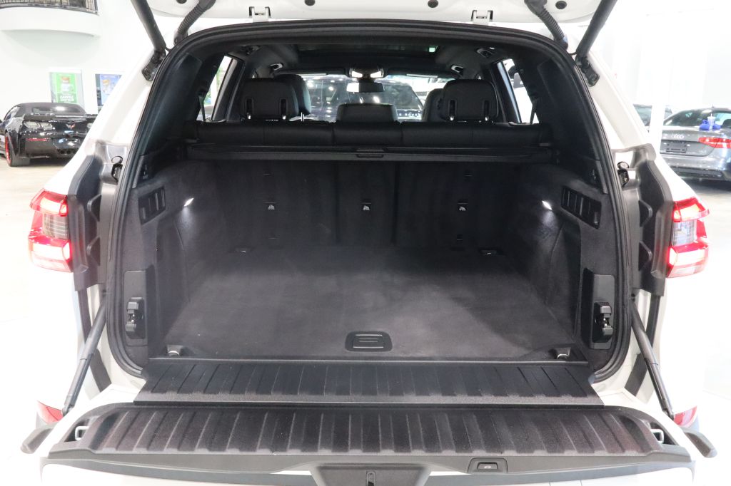 Photo 27 of this BMW X5