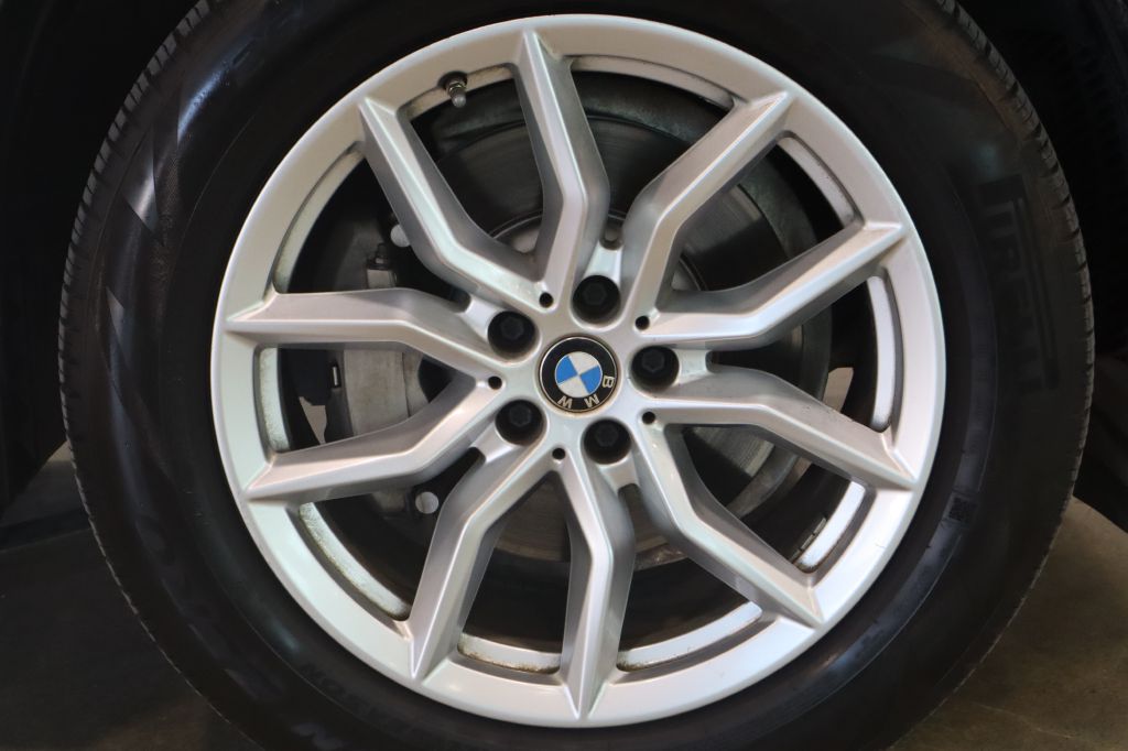 Photo 33 of this BMW X5