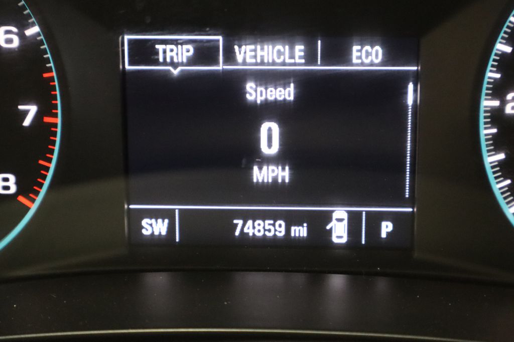 Photo 16 of this CHEVROLET MALIBU