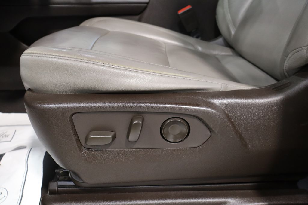 Photo 29 of this CHEVROLET TAHOE