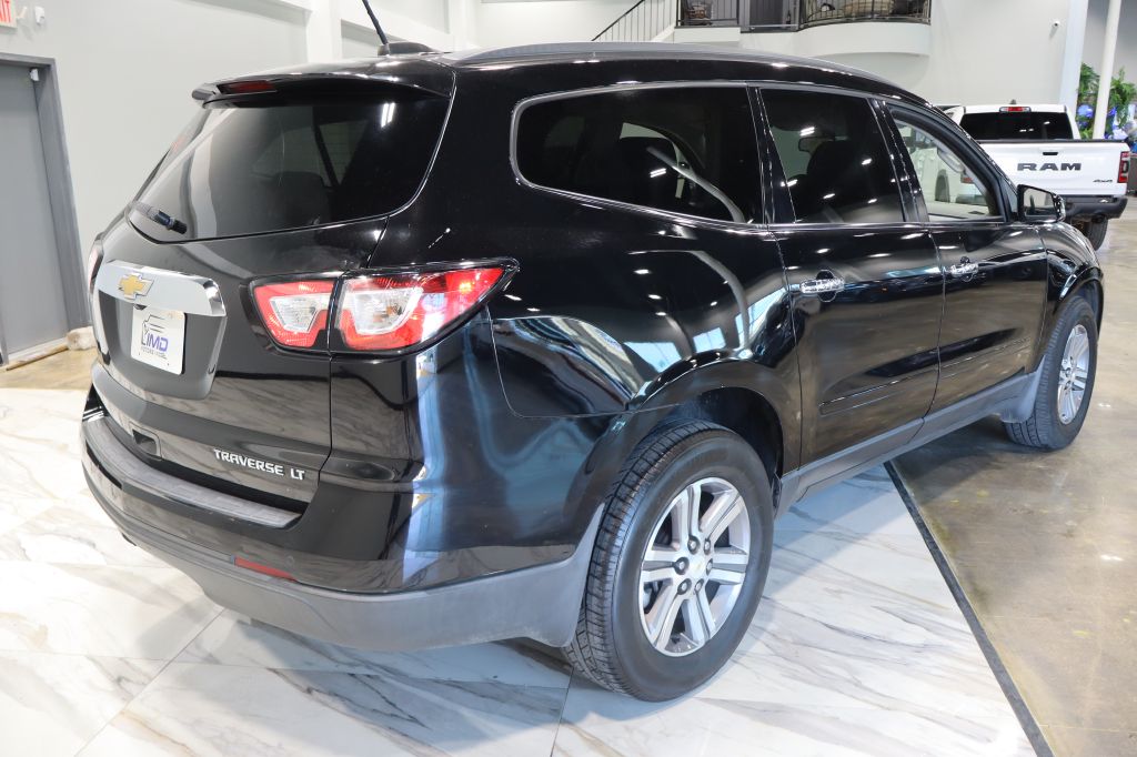 Photo 5 of this CHEVROLET TRAVERSE