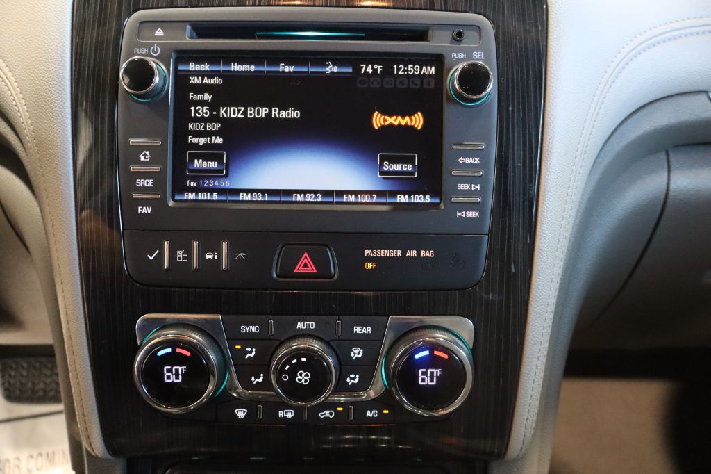 Photo 18 of this CHEVROLET TRAVERSE