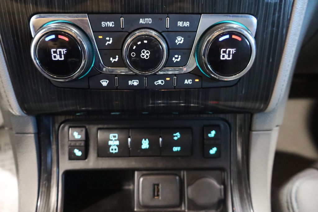 Photo 19 of this CHEVROLET TRAVERSE