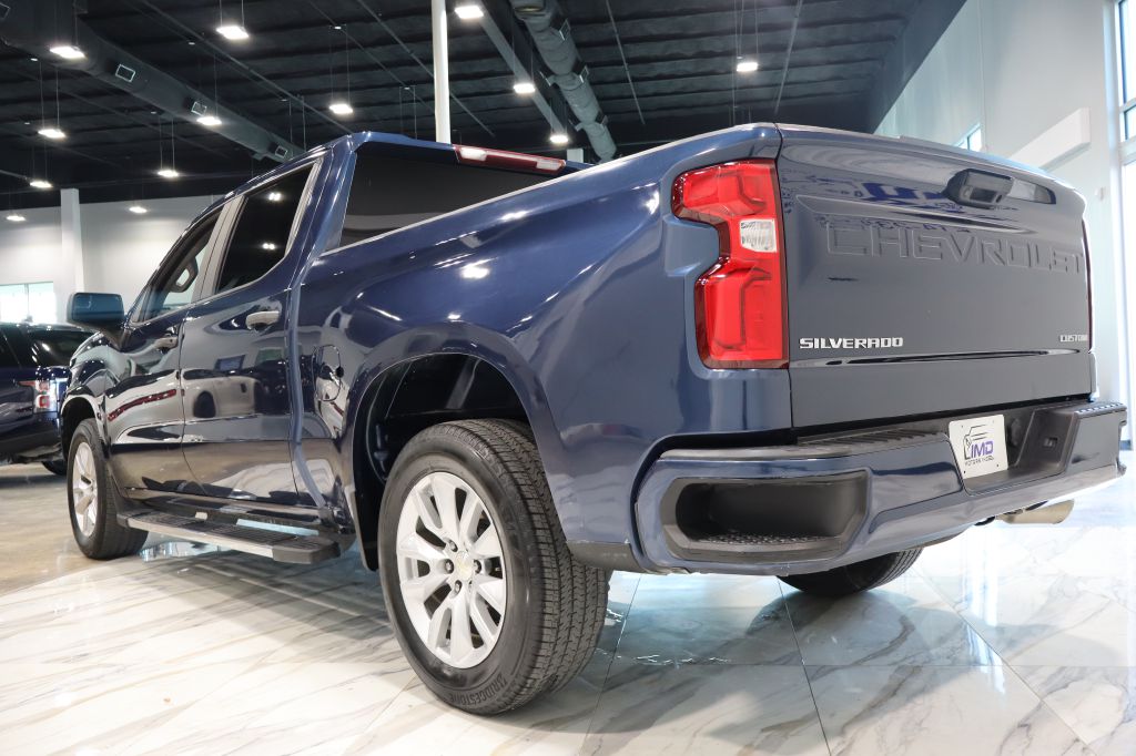 Photo 8 of this CHEVROLET SILVERADO 1500