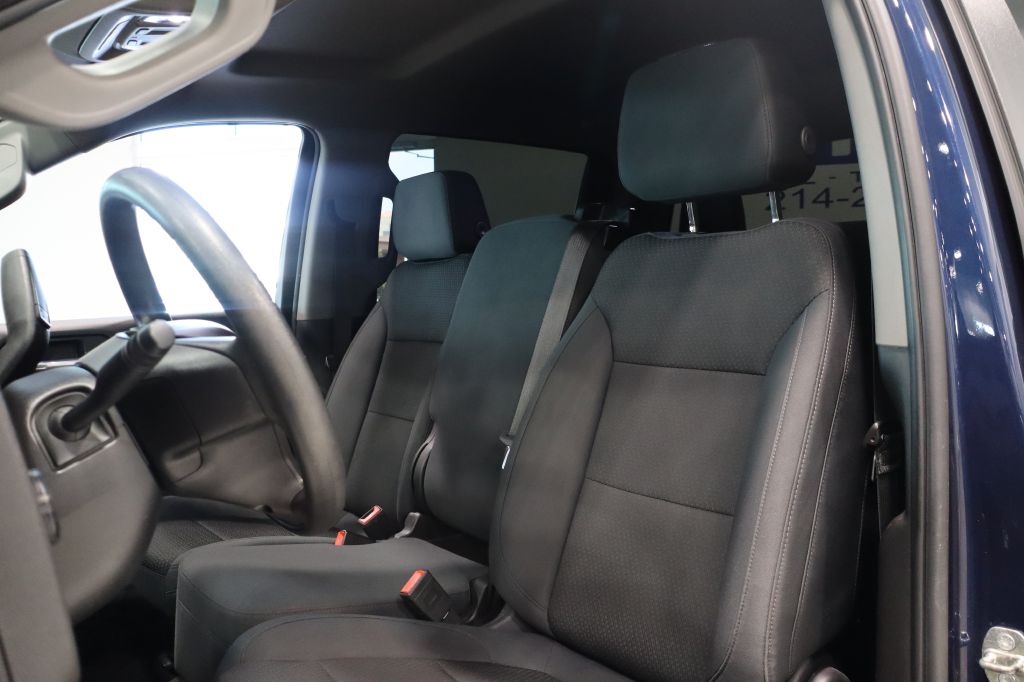 Photo 20 of this CHEVROLET SILVERADO 1500