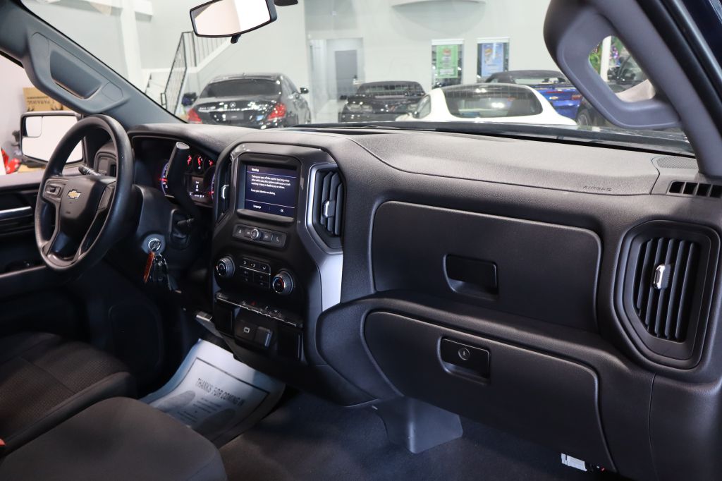 Photo 24 of this CHEVROLET SILVERADO 1500