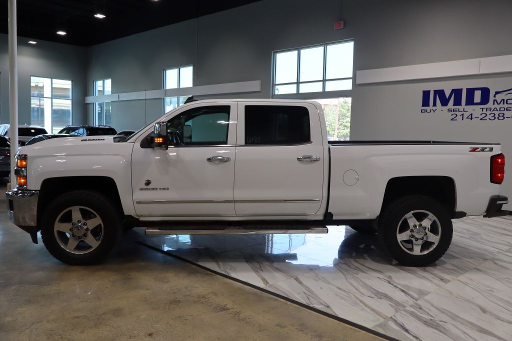 Photo 6 of this CHEVROLET SILVERADO 2500