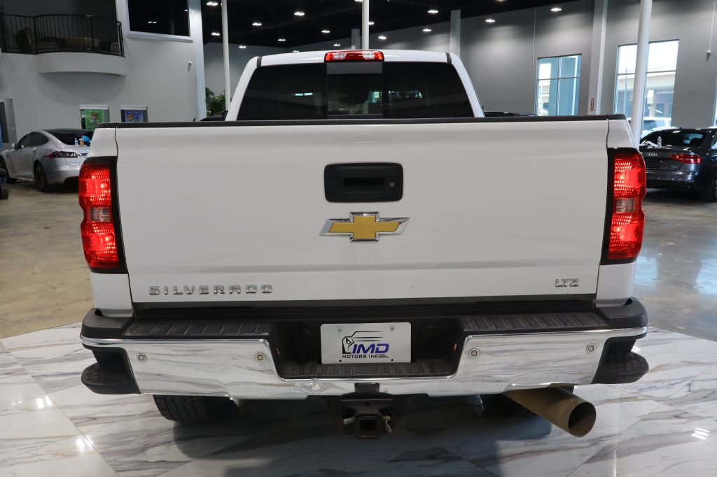 Photo 9 of this CHEVROLET SILVERADO 2500