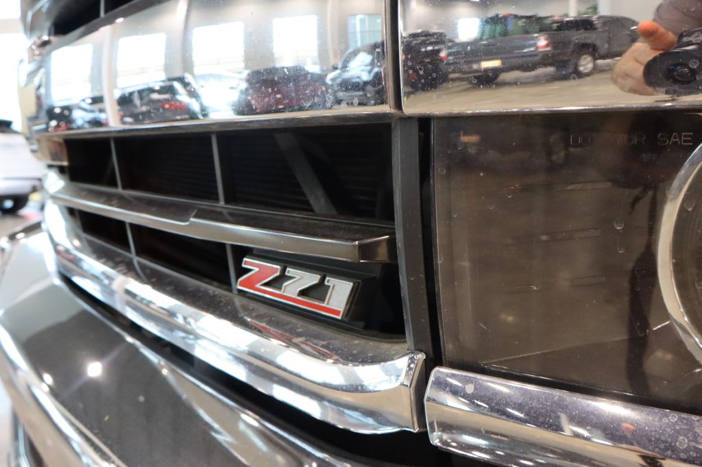 Photo 13 of this CHEVROLET SILVERADO 2500