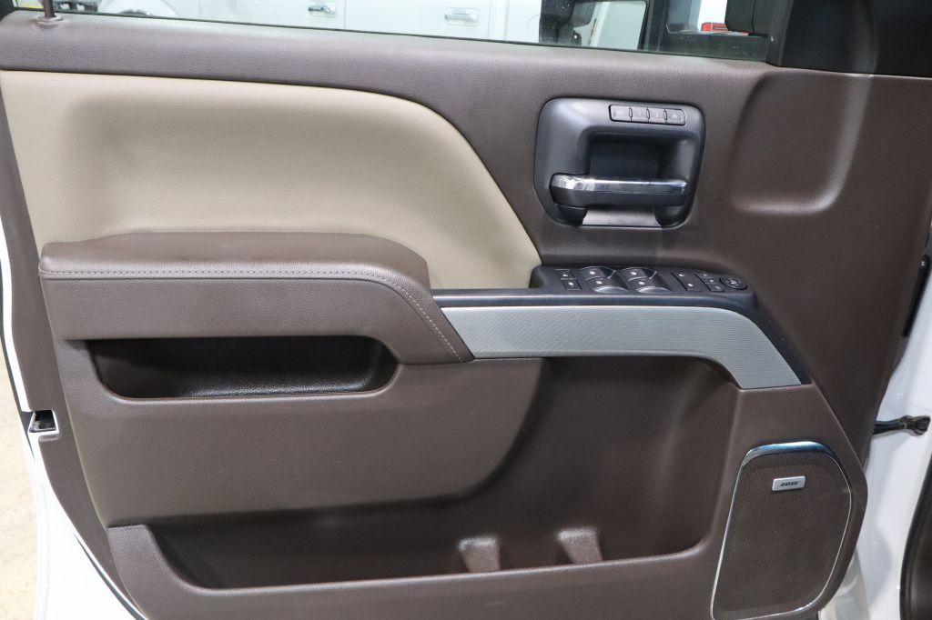 Photo 24 of this CHEVROLET SILVERADO 2500